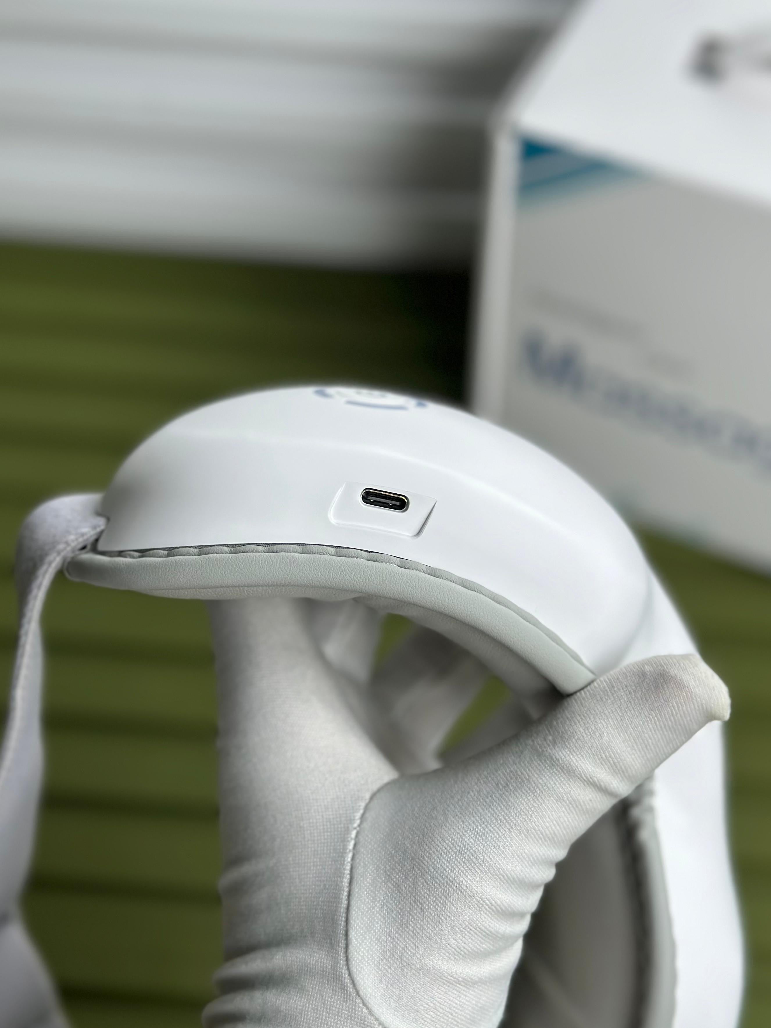EYE MASSAGER