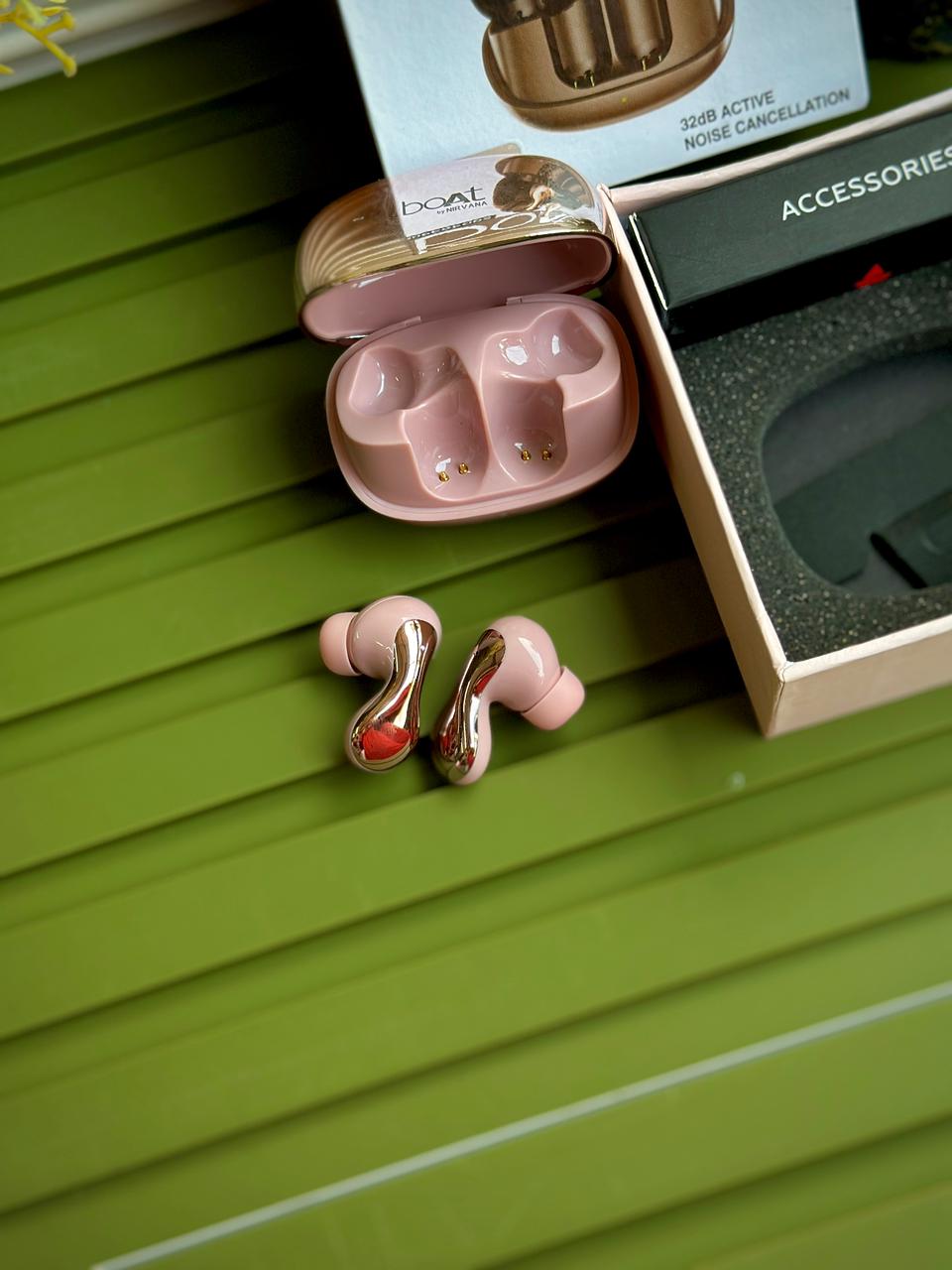 BRAND = BOAT AIRDOPES 161 ANC